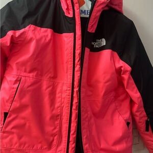 The North Face Kids Bright Pink and Black Raincoat